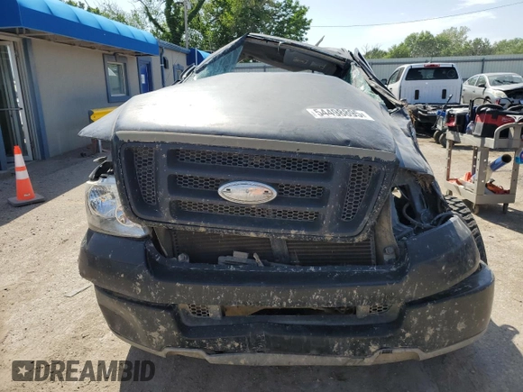 2004 Ford F-150 XL z VIN 1FTRF12W14NC32516, wystawiony jako Copart lot #54498895 z przebiegiem Nie podano mil oraz Tytuł czysty. Historia ofert i sprzedaży dostępna na DreamBid. Obrazek 5.