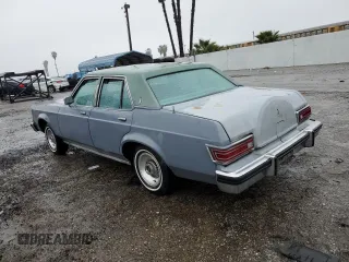 1977 Lincoln Continental with VIN 7W84F813150, listed as a Copart auction lot 45213895 with 91,794 mi miles and Salvage Title. Bid and sale history available at DreamBid. Image 2.