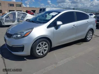 2016 Kia Rio LX with VIN KNADM4A30G6611785, listed as a IAAI auction lot 41958882 with 170,968 mi miles. Bid and sale history available at carsss.com. Image 2.
