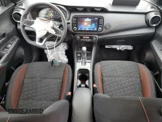 2023 Nissan Kicks SR z VIN 3N1CP5DV1PL536970, wystawiony jako Copart lot #51525175 z przebiegiem 14 655 mil mil oraz Szkoda całkowita • Salvage title. Historia ofert i sprzedaży dostępna na DreamBid. Obrazek 8.