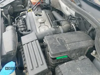 2014 Volkswagen Tiguan с VIN WVGCV3AX7EW529179, выставлен на аукционе IAAI как лот 42379530 с пробегом 151 335 миль миль и . История ставок и продаж доступна на DreamBid. Изображение 12.