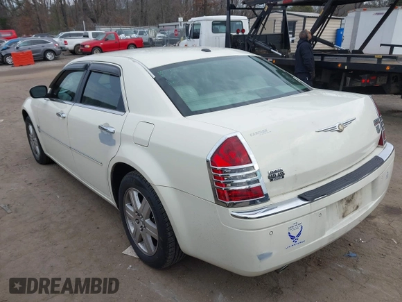 2006 Chrysler 300 C with VIN 2C3LK63H26H140295, listed as a IAAI auction lot 41474372 with 150,070 mi miles. Bid and sale history available at carsss.com. Image 3.