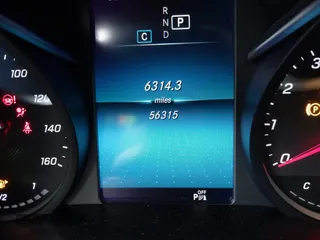 2022 Mercedes-Benz GLC 300 z VIN W1N0G8EB7NV337921, wystawiony jako IAAI lot #42037420 z przebiegiem 56 315 mil mil oraz . Historia ofert i sprzedaży dostępna na DreamBid. Obrazek 16.