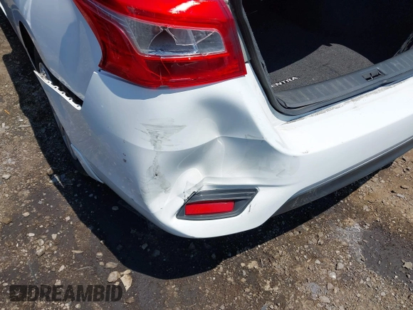 2017 Nissan Sentra S с VIN 3N1AB7AP2HY331301, выставлен на аукционе IAAI как лот 42651668 с пробегом 99 105 миль миль и . История ставок и продаж доступна на DreamBid. Изображение 6.