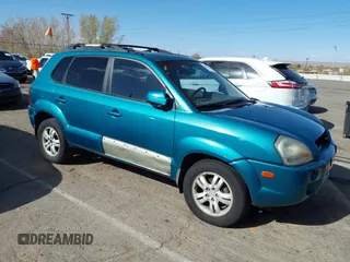 2006 Hyundai Tucson GLS with VIN KM8JN12D86U437446, listed as a IAAI auction lot 41898719 with 216,247 mi miles. Bid and sale history available at carsss.com. Image 1.