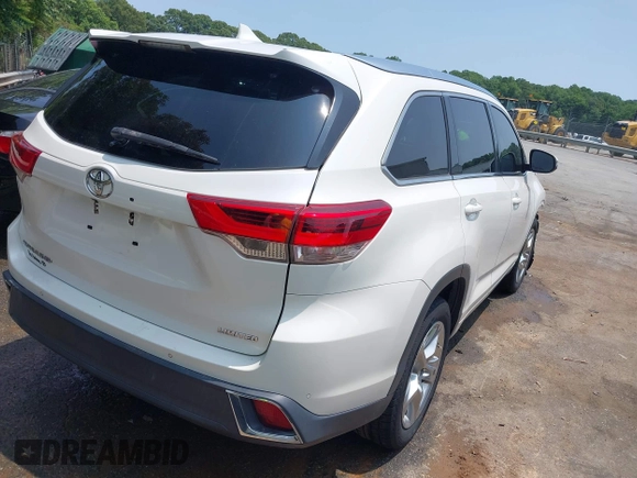 2017 Toyota Highlander Limited with VIN 5TDYZRFH6HS190177, listed as a IAAI auction lot 42398981 with 159,583 mi miles and . Bid and sale history available at DreamBid. Image 4.