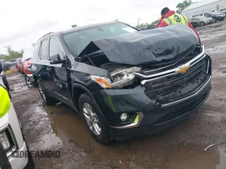 2019 Chevrolet Traverse LT Cloth z VIN 1GNERGKW2KJ225269, wystawiony jako IAAI lot #42178809 z przebiegiem 128 430 mil mil oraz . Historia ofert i sprzedaży dostępna na DreamBid. Obrazek 1.