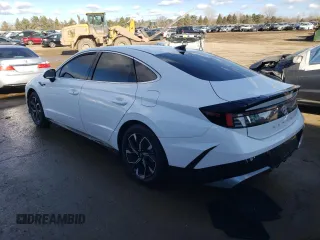 2024 Hyundai Sonata SEL z VIN KMHL64JA5RA376500, wystawiony jako Copart lot #42201915 z przebiegiem 12 958 mil mil oraz Szkoda całkowita • Salvage title. Historia ofert i sprzedaży dostępna na DreamBid. Obrazek 2.
