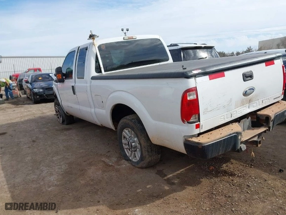 2012 Ford Super Duty F-250 SRW XL with VIN 1FT7X2B61CEC02649, listed as a IAAI auction lot 41614902 with 242,435 mi miles. Bid and sale history available at carsss.com. Image 3.