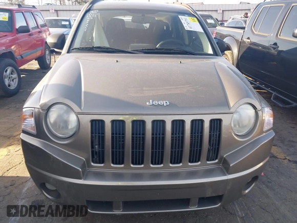 2008 Jeep Compass Sport with VIN 1J8FF47W08D705923, listed as a IAAI auction lot 41749761 with 179,848 mi miles and . Bid and sale history available at DreamBid. Image 12.