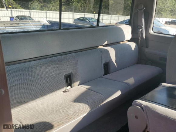 1996 Ford F-250 HD with VIN 1FTHX26G4TEB59478, listed as a Copart auction lot 75983344 with 132,504 mi miles and Salvage Title. Bid and sale history available at carsss.com. Image 10.