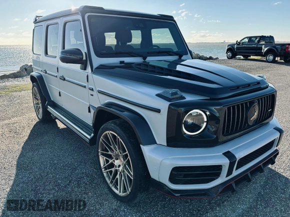 2020 Mercedes-Benz G 63 AMG z VIN WDCYC7HJ0LX335684, wystawiony jako Copart lot #87609355 z przebiegiem 8 807 mil mil oraz Szkoda całkowita • Salvage title. Historia ofert i sprzedaży dostępna na DreamBid. Obrazek 1.