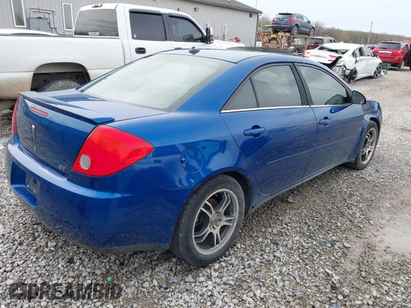 2005 Pontiac G6 GT with VIN 1G2ZH528754150157, listed as a IAAI auction lot 41946280 with 131,324 mi miles. Bid and sale history available at carsss.com. Image 4.