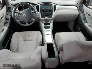 2005 Toyota Highlander with VIN JTEGD21A450129495, listed as a Copart auction lot 49944935 with 235,795 mi miles and Clean Title. Bid and sale history available at carsss.com. Image 8.