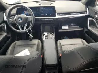 2024 BMW X1 xDrive28i with VIN WBX73EF07R5007427, listed as a Copart auction lot 64377815 with 25,783 mi miles and Clean title. Bid and sale history available at DreamBid. Image 8.