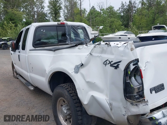 2004 Ford Super Duty F-250 XL with VIN 1FTNX21PX4EA25232, listed as a IAAI auction lot 39570173 with 246,165 mi miles. Bid and sale history available at carsss.com. Image 18.