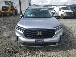 2024 Honda Pilot Touring with VIN 5FNYG1H75RB008373, listed as a Copart auction lot 68243994 with 0 mi miles and Salvage Title. Bid and sale history available at carsss.com. Image 5.