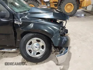2005 Ford F-150 STX with VIN 1FTRX14W85FA02638, listed as a IAAI auction lot 41342528 with 86,500 mi miles. Bid and sale history available at carsss.com. Image 17.