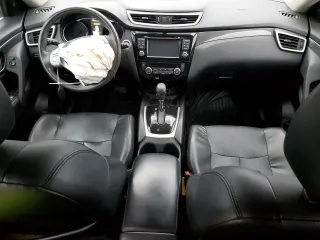 2016 Nissan Rogue SV with VIN 5N1AT2MT6GC824326, listed as a Copart auction lot 88476785 with 70,111 mi miles and Salvage Title. Bid and sale history available at carsss.com. Image 8.