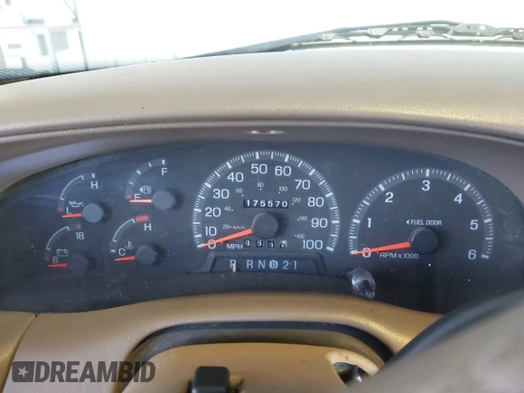 1998 Ford F-150 XL with VIN 1FTRX17L9WNB17774, listed as a IAAI auction lot 42185100 with 175,570 mi miles and . Bid and sale history available at DreamBid. Image 7.