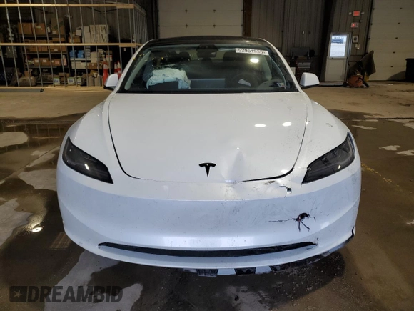 2025 Tesla Model 3 Long Range z VIN 5YJ3E1EBXSF942561, wystawiony jako Copart lot #52961935 z przebiegiem 5 911 mil mil oraz Szkoda całkowita • Salvage title. Historia ofert i sprzedaży dostępna na DreamBid. Obrazek 5.