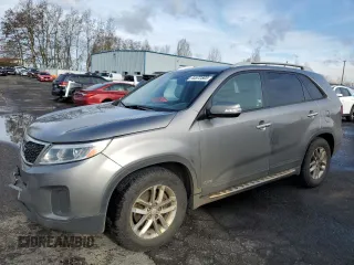 2015 Kia Sorento LX with VIN 5XYKTDA78FG584007, listed as a Copart auction lot 44572585 with 118,139 mi miles and Salvage Title. Bid and sale history available at carsss.com. Image 1.