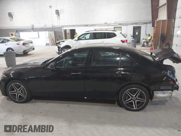 2023 Mercedes-Benz C 300 with VIN W1KAF4HB9PR143279, listed as a IAAI auction lot 42394162 with 19,388 mi miles and . Bid and sale history available at DreamBid. Image 14.