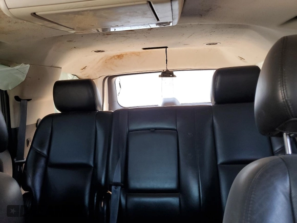 2011 GMC Yukon Denali with VIN 1GKS2EEF8BR127725, listed as a Copart auction lot 66372264 with 154,932 mi miles and Salvage Title. Bid and sale history available at carsss.com. Image 10.