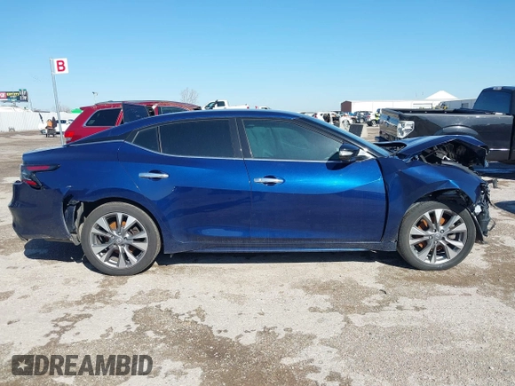 2020 Nissan Maxima SV with VIN 1N4AA6CV0LC381630, listed as a IAAI auction lot 41754295 with 102,971 mi miles. Bid and sale history available at carsss.com. Image 13.