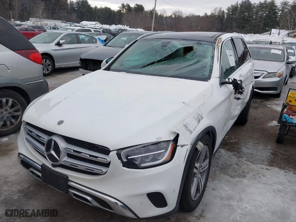2021 Mercedes-Benz GLC with VIN W1N0G8EB3MV301304, listed as a IAAI auction lot 41540946 with 68,163 mi miles. Bid and sale history available at carsss.com. Image 2.