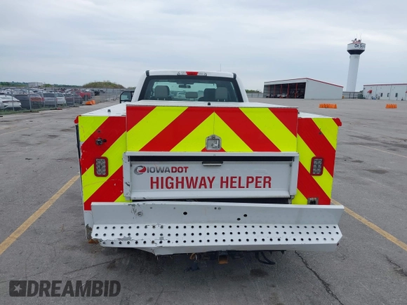 2019 Ford F-250 XL with VIN 1FT7W2B63KED86395, listed as a IAAI auction lot 42357685 with 427,328 mi miles and . Bid and sale history available at DreamBid. Image 16.