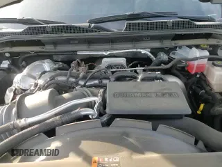 2024 Chevrolet Silverado 2500HD LTZ z VIN 2GC4YPEY8R1188561, wystawiony jako Copart lot #61419725 z przebiegiem 13 902 mil mil oraz Szkoda całkowita • Salvage title. Historia ofert i sprzedaży dostępna na DreamBid. Obrazek 13.