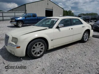 2005 Chrysler 300 C z VIN 2C3AA63H05H616262, wystawiony jako Copart lot #55297255 z przebiegiem 167 978 mil mil oraz Szkoda całkowita • Salvage title. Historia ofert i sprzedaży dostępna na DreamBid. Obrazek 1.
