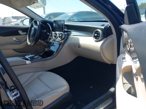 2016 Mercedes-Benz C 300 with VIN 55SWF4JB7GU146373, listed as a IAAI auction lot 40029926 with 191,650 mi miles and . Bid and sale history available at carsss.com. Image 5.