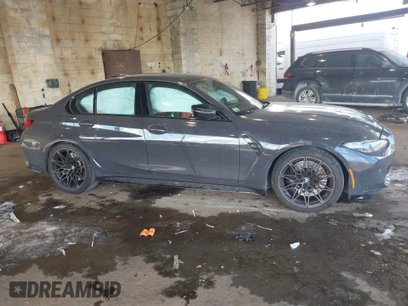 2024 BMW M3 Competition xDrive z VIN WBS43AY00RFS70481, wystawiony jako IAAI lot #41444045 z przebiegiem Nie podano mil oraz . Historia ofert i sprzedaży dostępna na DreamBid. Obrazek 13.