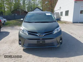 2019 Toyota Sienna XLE z VIN 5TDDZ3DC5KS218481, wystawiony jako IAAI lot #42220963 z przebiegiem 73 962 mil mil oraz . Historia ofert i sprzedaży dostępna na DreamBid. Obrazek 12.
