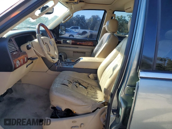 2005 Lincoln Navigator Luxury z VIN 5LMFU27595LJ12256, wystawiony jako Copart lot #88233365 z przebiegiem Nie podano mil oraz Szkoda całkowita • Salvage title. Historia ofert i sprzedaży dostępna na DreamBid. Obrazek 7.