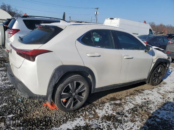 2021 Lexus UX 200 z VIN JTHX3JBH2M2040913, wystawiony jako Copart lot #88754455 z przebiegiem 38 776 mil mil oraz Szkoda całkowita • Salvage title. Historia ofert i sprzedaży dostępna na DreamBid. Obrazek 3.