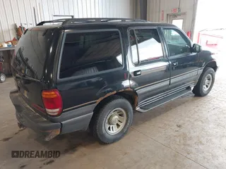 1998 Mercury Mountaineer z VIN 4M2ZU55PXWUJ39983, wystawiony jako IAAI lot #42325310 z przebiegiem 187 804 mil mil oraz . Historia ofert i sprzedaży dostępna na DreamBid. Obrazek 4.