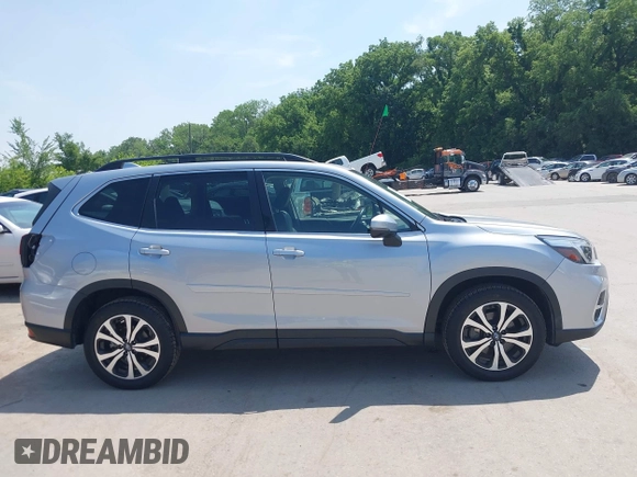 2021 Subaru Forester Limited with VIN JF2SKASC6MH565975, listed as a IAAI auction lot 42457391 with 47,318 mi miles and . Bid and sale history available at DreamBid. Image 14.