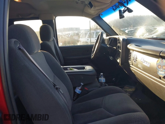 2003 Chevrolet Silverado 1500 LS with VIN 2GCEK19V531282018, listed as a IAAI auction lot 41774997 with 199,066 mi miles. Bid and sale history available at carsss.com. Image 5.
