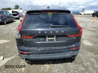 2018 Volvo XC60 Momentum z VIN LYVA22RK2JB078752, wystawiony jako Copart lot #56593385 z przebiegiem 50 890 mil mil oraz Szkoda całkowita • Salvage title. Historia ofert i sprzedaży dostępna na DreamBid. Obrazek 6.