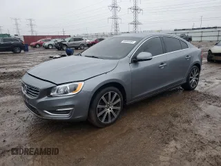2017 Volvo S60 Inscription Platinum with VIN LYV402TM5HB151572, listed as a Copart auction lot 86853484 with 0 mi miles and Salvage Title. Bid and sale history available at carsss.com. Image 1.
