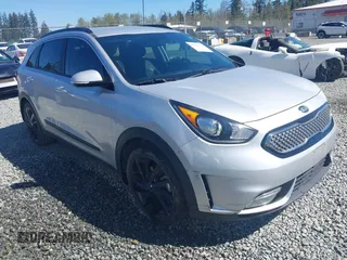 2019 Kia Niro EX with VIN KNDCC3LC2K5248526, listed as a IAAI auction lot 42043256 with 123,058 mi miles. Bid and sale history available at carsss.com. Image 1.