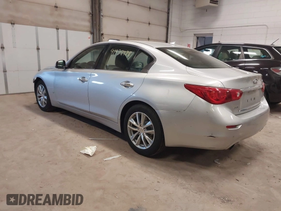 2015 Infiniti Q50 Premium with VIN JN1BV7AR3FM396154, listed as a IAAI auction lot 41978988 with 110,109 mi miles. Bid and sale history available at carsss.com. Image 3.