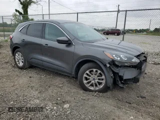 2020 Ford Escape SE z VIN 1FMCU0G64LUB91314, wystawiony jako Copart lot #58558185 z przebiegiem 78 251 mil mil oraz Szkoda całkowita • Salvage title. Historia ofert i sprzedaży dostępna na DreamBid. Obrazek 4.