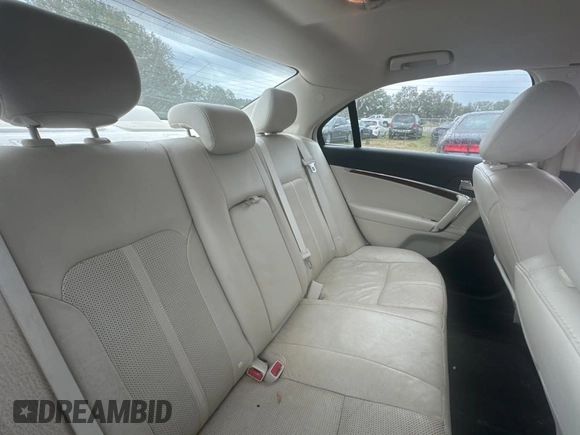 2011 Lincoln MKZ Hybrid with VIN 3LNDL2L33BR759329, listed as a Copart auction lot 48201335 with 131,927 mi miles and Clean Title. Bid and sale history available at carsss.com. Image 6.