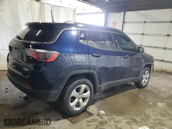 2018 Jeep Compass Latitude с VIN 3C4NJDBB1JT239392, выставлен на аукционе Copart как лот 63957405 с пробегом 113 021 миль миль и Списание • Salvage title. История ставок и продаж доступна на DreamBid. Изображение 3.