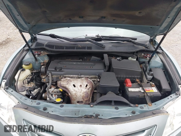 2007 Toyota Camry CE z VIN 4T1BE46K67U709282, wystawiony jako IAAI lot #42534594 z przebiegiem 156 794 mil mil oraz . Historia ofert i sprzedaży dostępna na DreamBid. Obrazek 10.