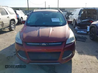 2015 Ford Escape SE with VIN 1FMCU9G93FUC32776, listed as a IAAI auction lot 41849714 with 135,875 mi miles. Bid and sale history available at carsss.com. Image 12.